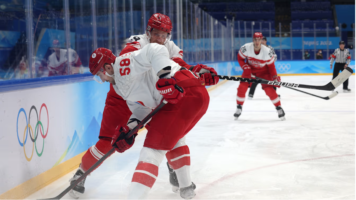 Gennemgang af ishockey i USA og Canada, og hvad er de hotte hockeyprodukter?